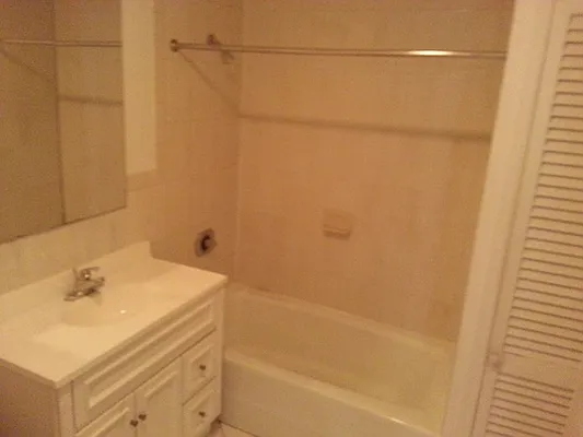 Rented by ZealEstate Group Inc | media 31