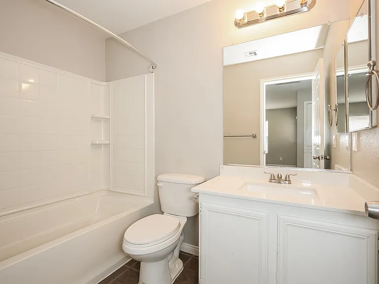 6725 Druid Hills St — Photo 16