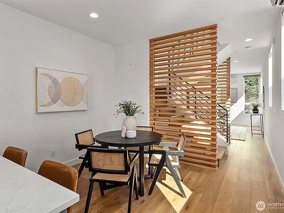 4th image of 4521 Sunnyside Ave N #A