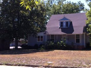 619 S Royall St, Palestine, TX 75801