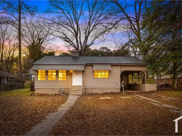620 Annie Laura Dr, Birmingham, AL 35215