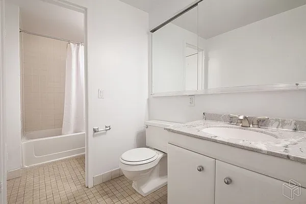 Rented by Halstead Real Estate | media 6