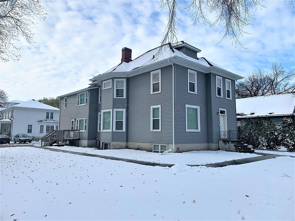 2nd image of 319 9th St S