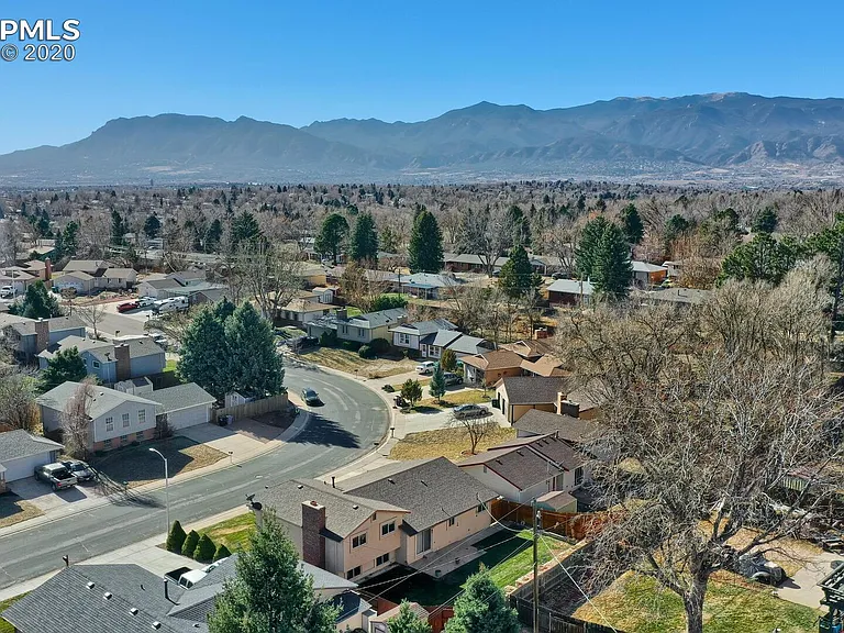 2126 Lander Cir — Photo 21
