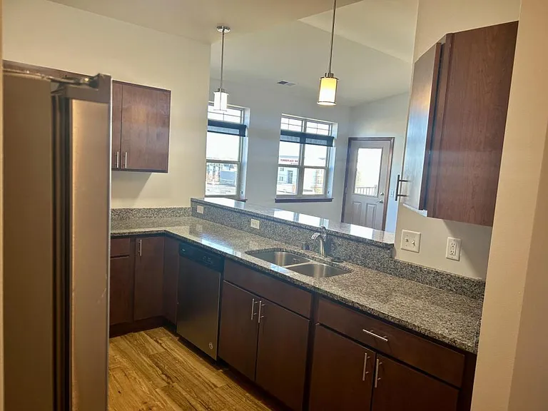 122-128 Wisconsin St #128 WISCONSIN STREET — Photo 1