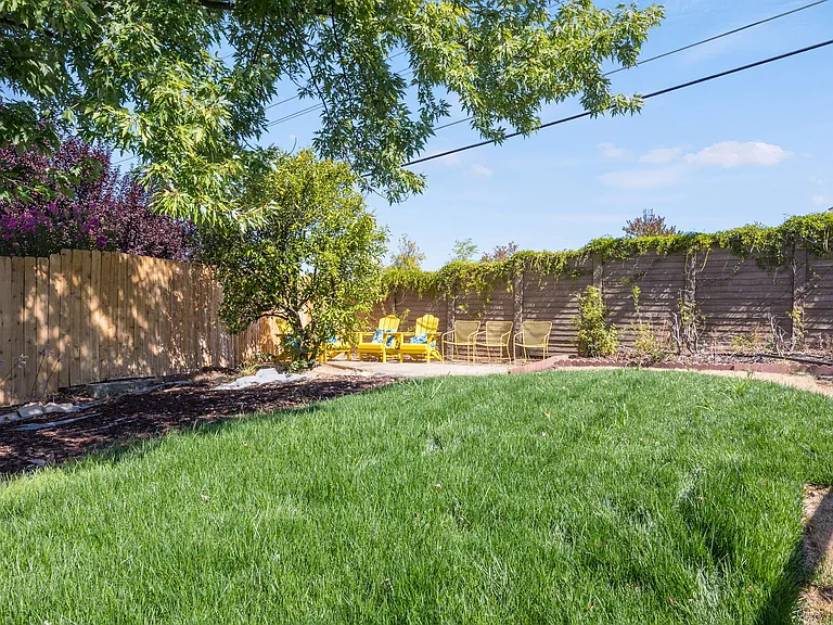 217 Rugosa Dr — Photo 26