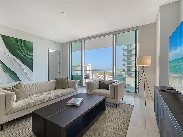 301 Quay Commons Dr #704 — Photo 12
