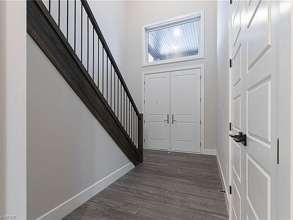 3rd image of 3328 Oriole Dr