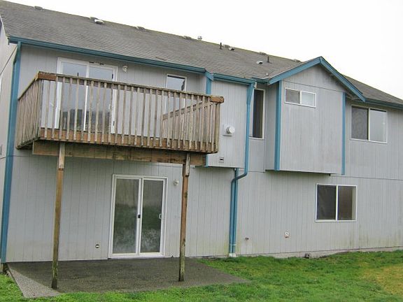 3rd image of 3711 231st Street Ct E