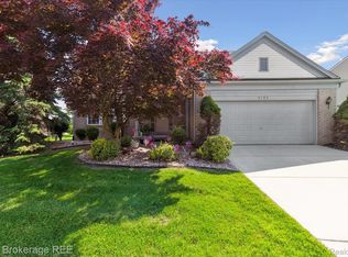 4104 Pond Run, Canton, MI 48188