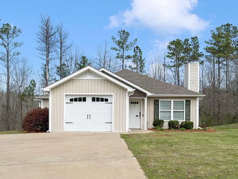 760 Magnolia Crest Ct — Photo 3