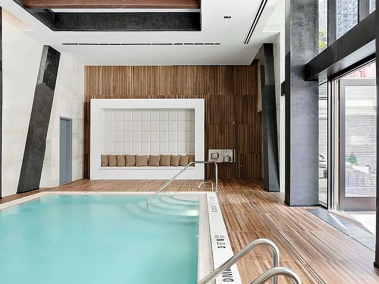 505 W 43rd St #3M — Photo 19