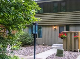 84 Walden St, Burnsville, MN 55337