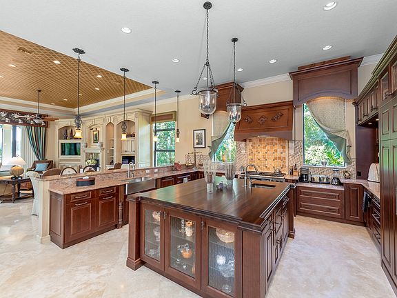 4th image of 89 Ocean Oaks Ln