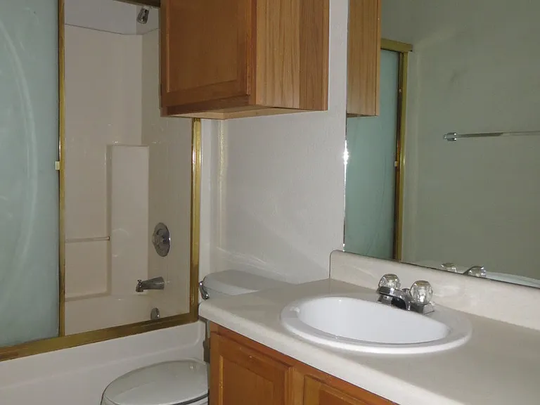 4604 Ledgestone Dr — Photo 10