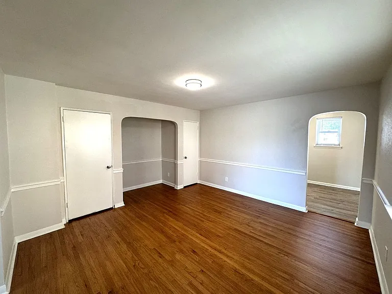 Gorgeous Renovated Private Home in Drexel Hill, PA — Photo 9