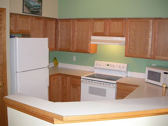 5th image of 9919 E 17th Ln #203