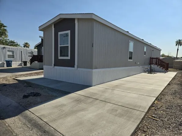 2038 Palm St Space 28, Las Vegas, NV 89104