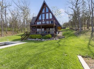 9843 E Vista Dr, Hillsboro, MO