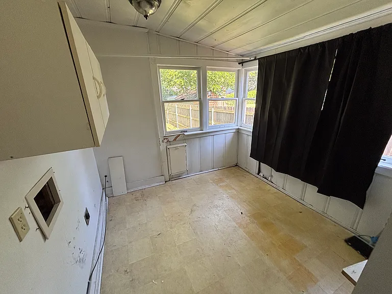 1323 S Louisville Ave — Photo 10