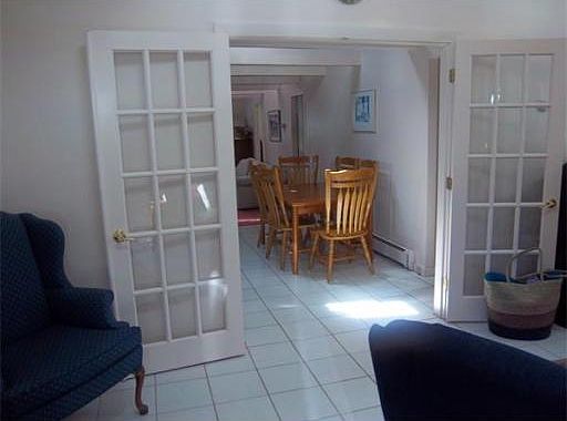 3rd image of 10 Thrush Ave