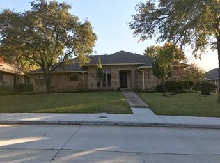 2410 Glen Morris Rd, Carrollton, TX 75007