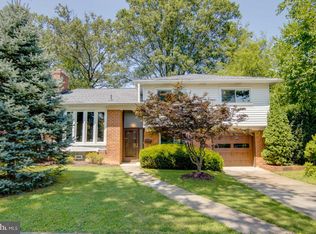 6205 Lone Oak Dr, Bethesda, MD 20817