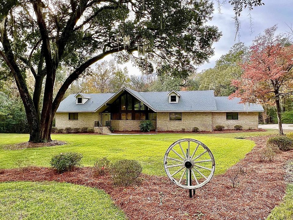 1st image of 6512 Aqueduct Ct