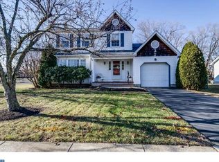 1 Pleasant View Dr, Burlington, NJ 08016