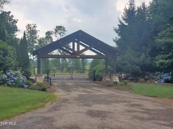 35 Dry Hill Rd, Butler, TN 37640