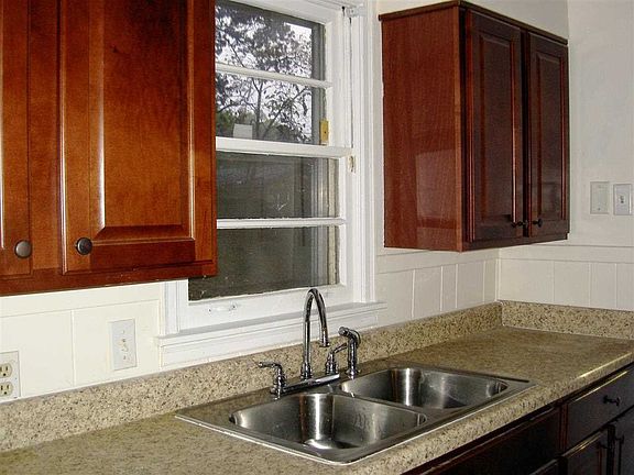 Kitchen - new cabinets