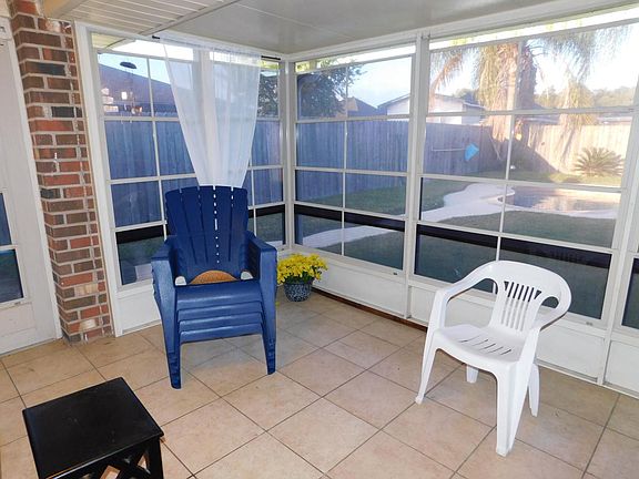 4th image of 7537 Tricia Ct