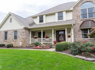 5407 W Granite Ct, New Palestine, IN