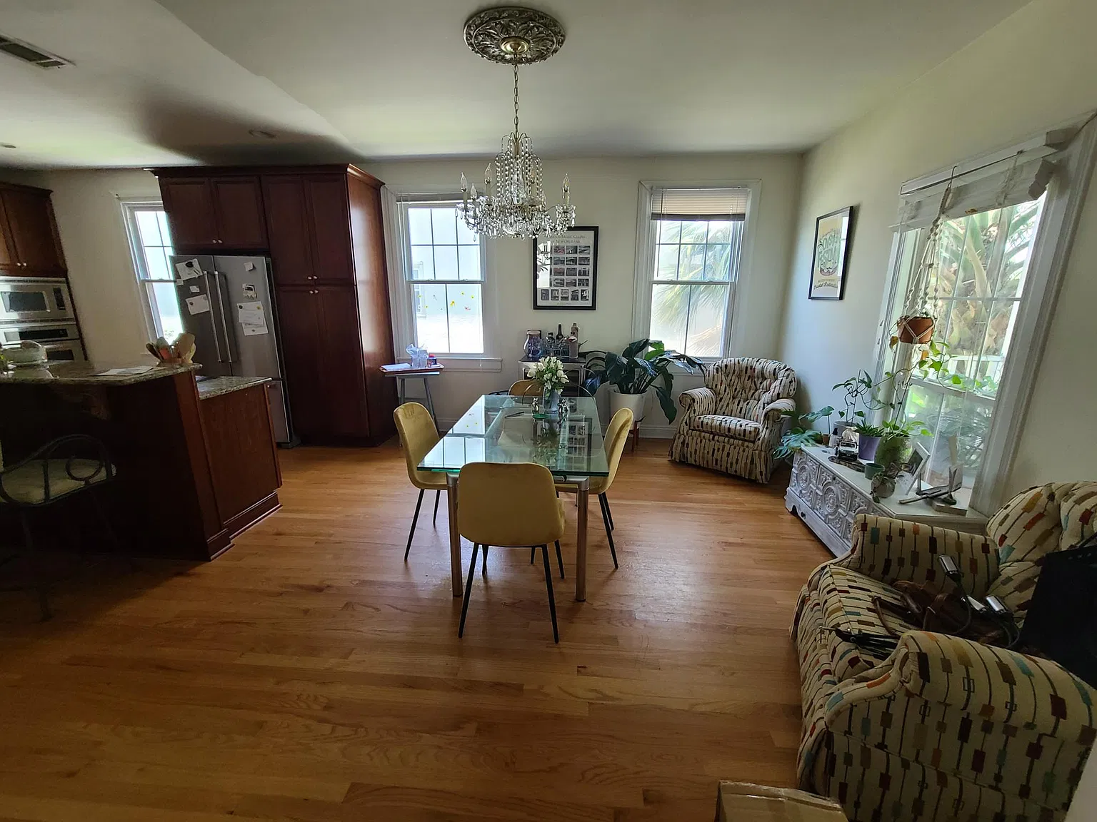 3 bed, 1822 sqft, $2,100 — Photo 3