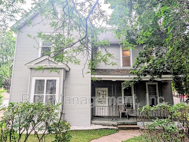 2048 Carroll #3 St Paul — Photo 1