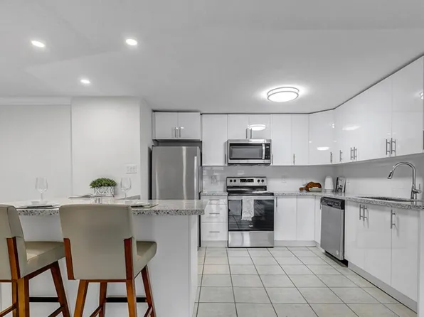 200 Eagle St N, Cambridge, ON N3H 5S9