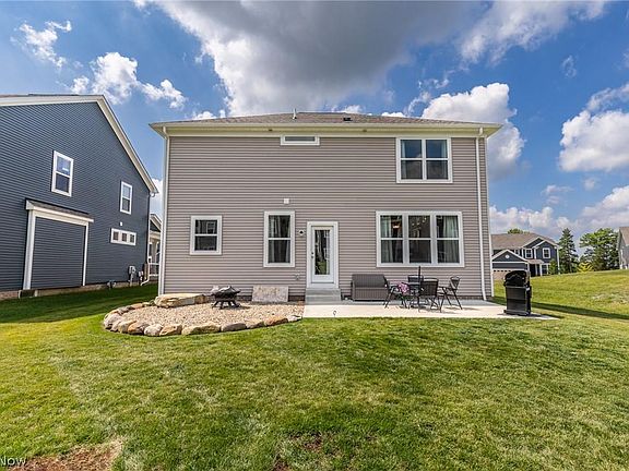 3rd image of 350 Denali Ct