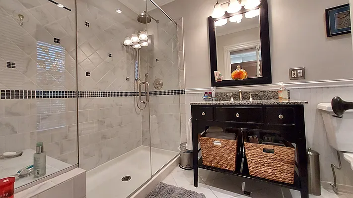 Rented by R New York | media 26