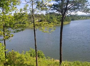 4 Northshore Dr, Blairsville, GA 30512