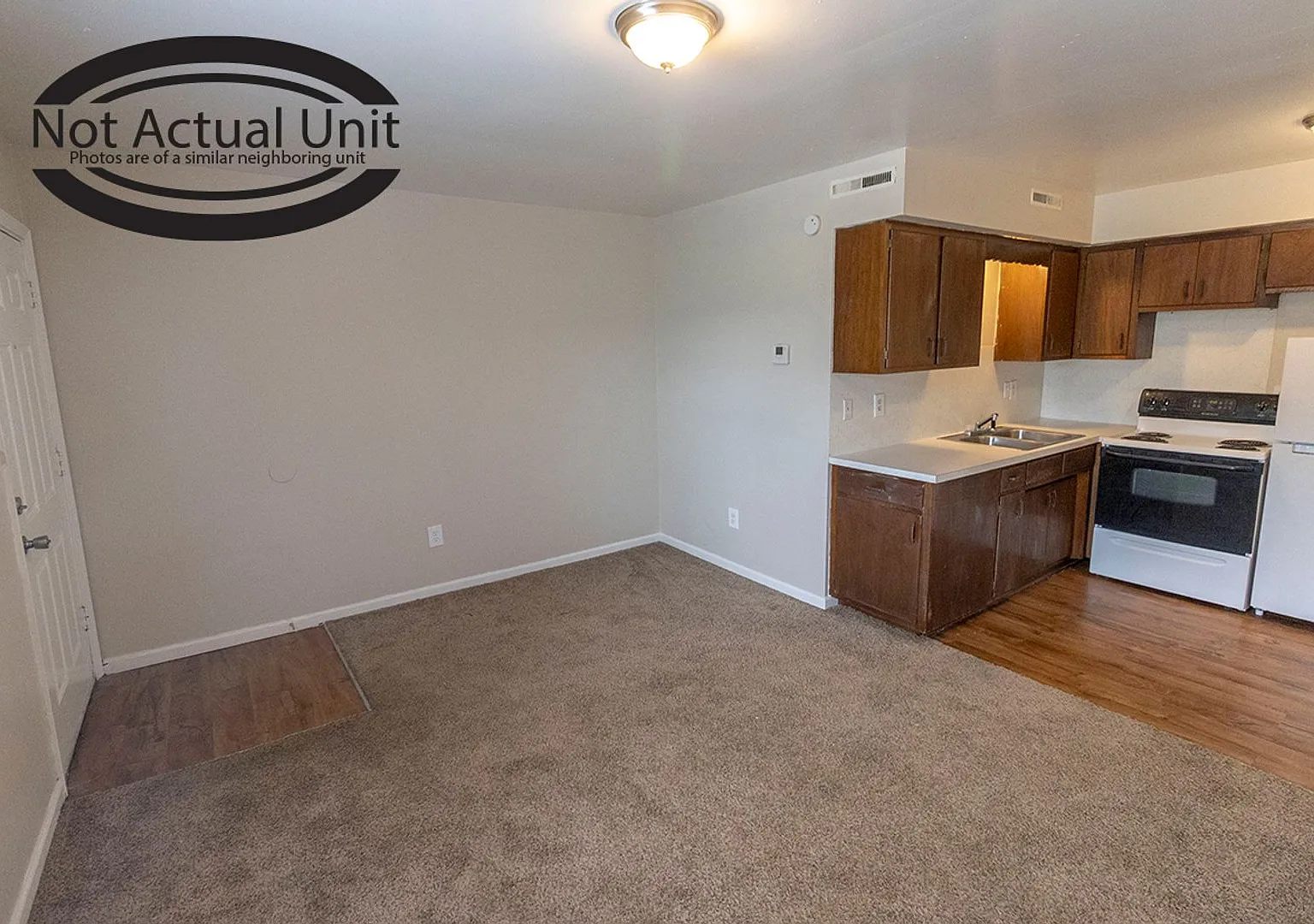 2 Bedrooms and 1 Bath — Photo 3