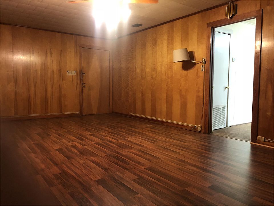 2nd image of 3800 Dick Taylor St