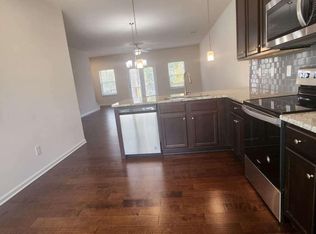 2727 Hedgeway Cir, Kennesaw, GA 30144