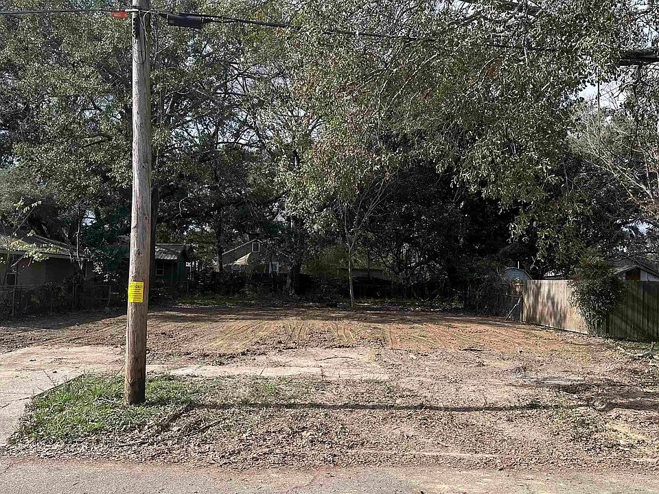 1st image of 756 Arlington Ave