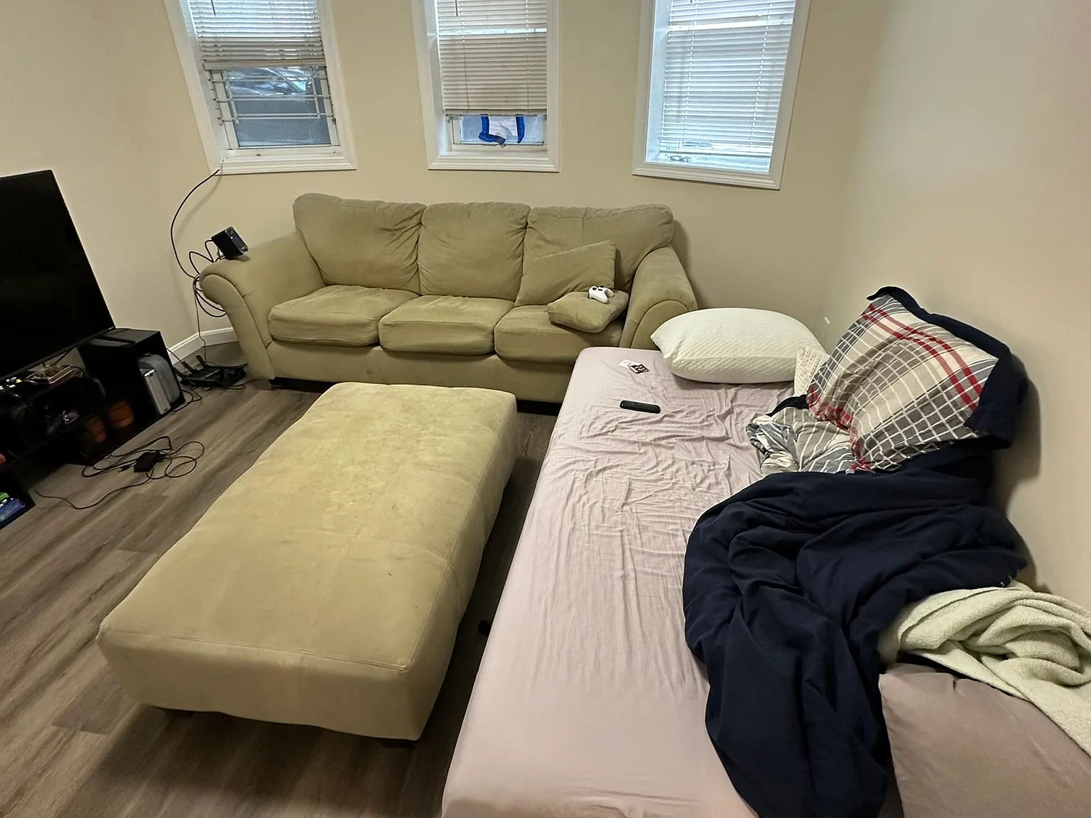 1 bed, 9999 sqft, $2,500 — Photo 3