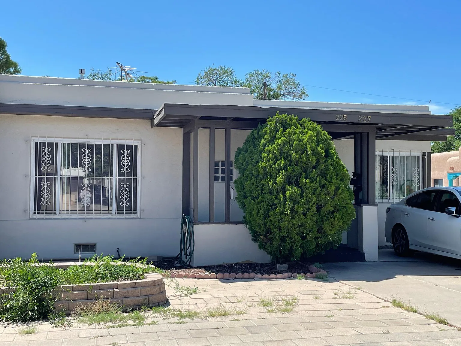 1 bed, 750 sqft, $1,200 — Photo 1