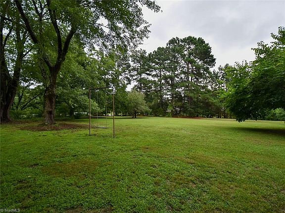 5th image of 1085 Nc Highway 150 W