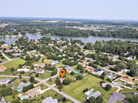 2nd image of 30891 Elm Dr
