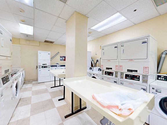 2nd image of 801 National City Blvd Unit 1002