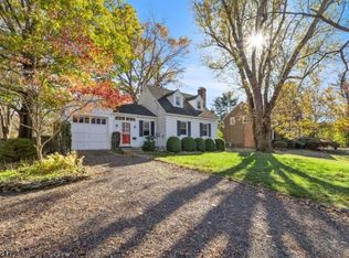 175 River Rd, Millington, NJ 07946