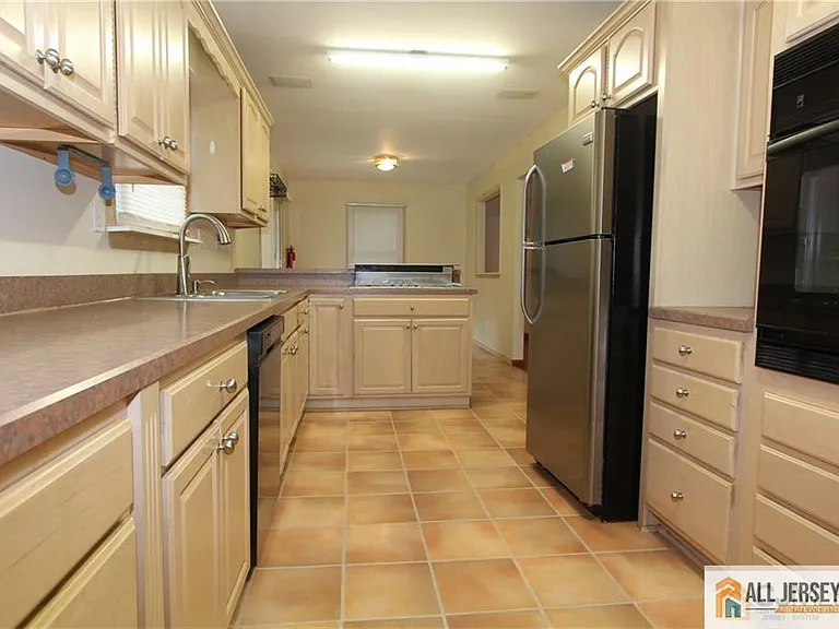 39 Stony Rd — Photo 5